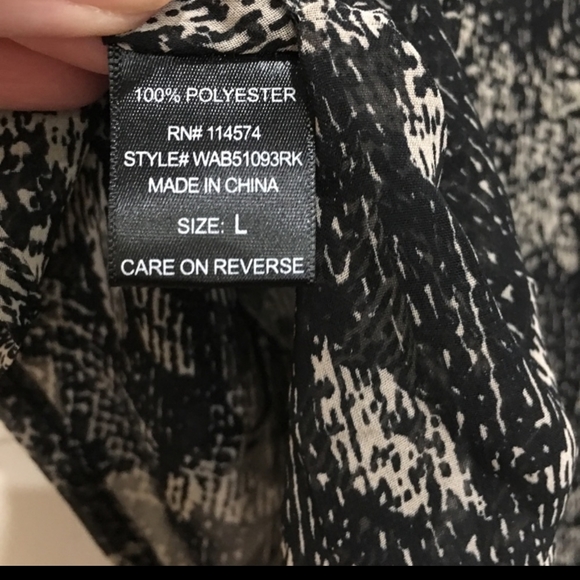 Sheer Butterfly Top - Picture 3 of 5